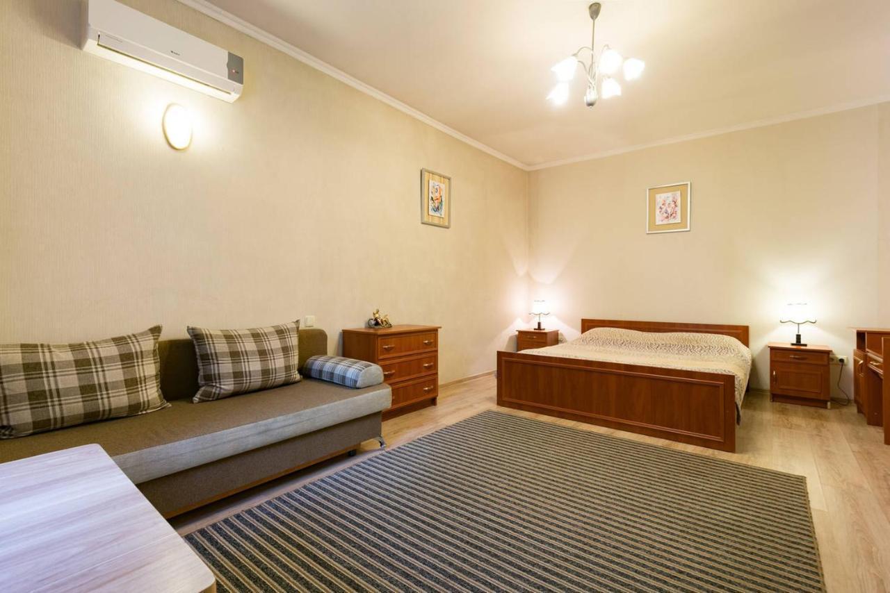 Nadezhda Apartment On Nauryzbay Batyra 37/1 阿拉木图 外观 照片
