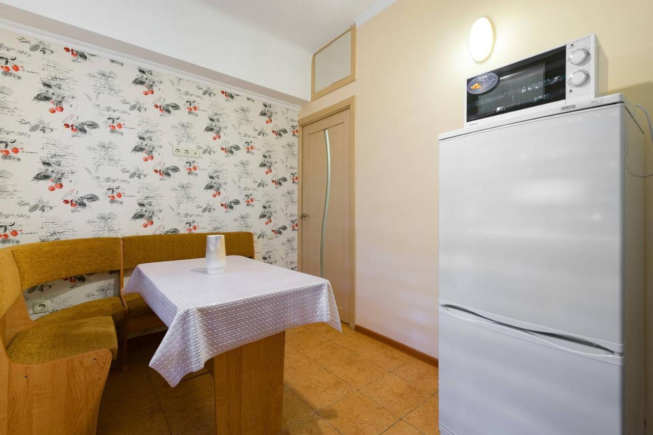 Nadezhda Apartment On Nauryzbay Batyra 37/1 阿拉木图 外观 照片