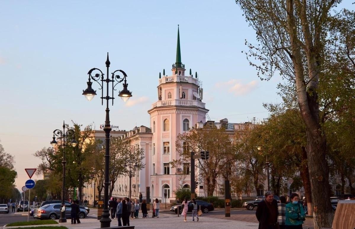 Nadezhda Apartment On Nauryzbay Batyra 37/1 阿拉木图 外观 照片