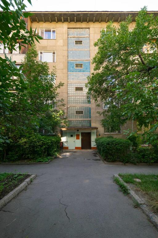 Nadezhda Apartment On Nauryzbay Batyra 37/1 阿拉木图 外观 照片